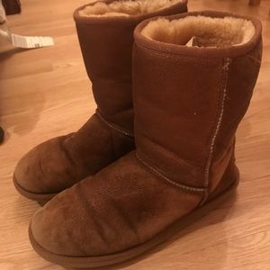 Super Cool Bronze colored UGG Boots Size 9